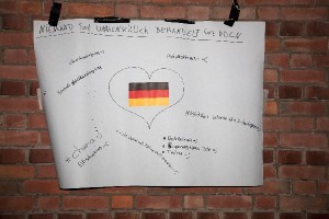 100730 dh Menschenrechte 1553-1 