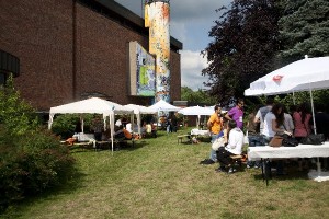 100730 dh Menschenrechte 1562-1 